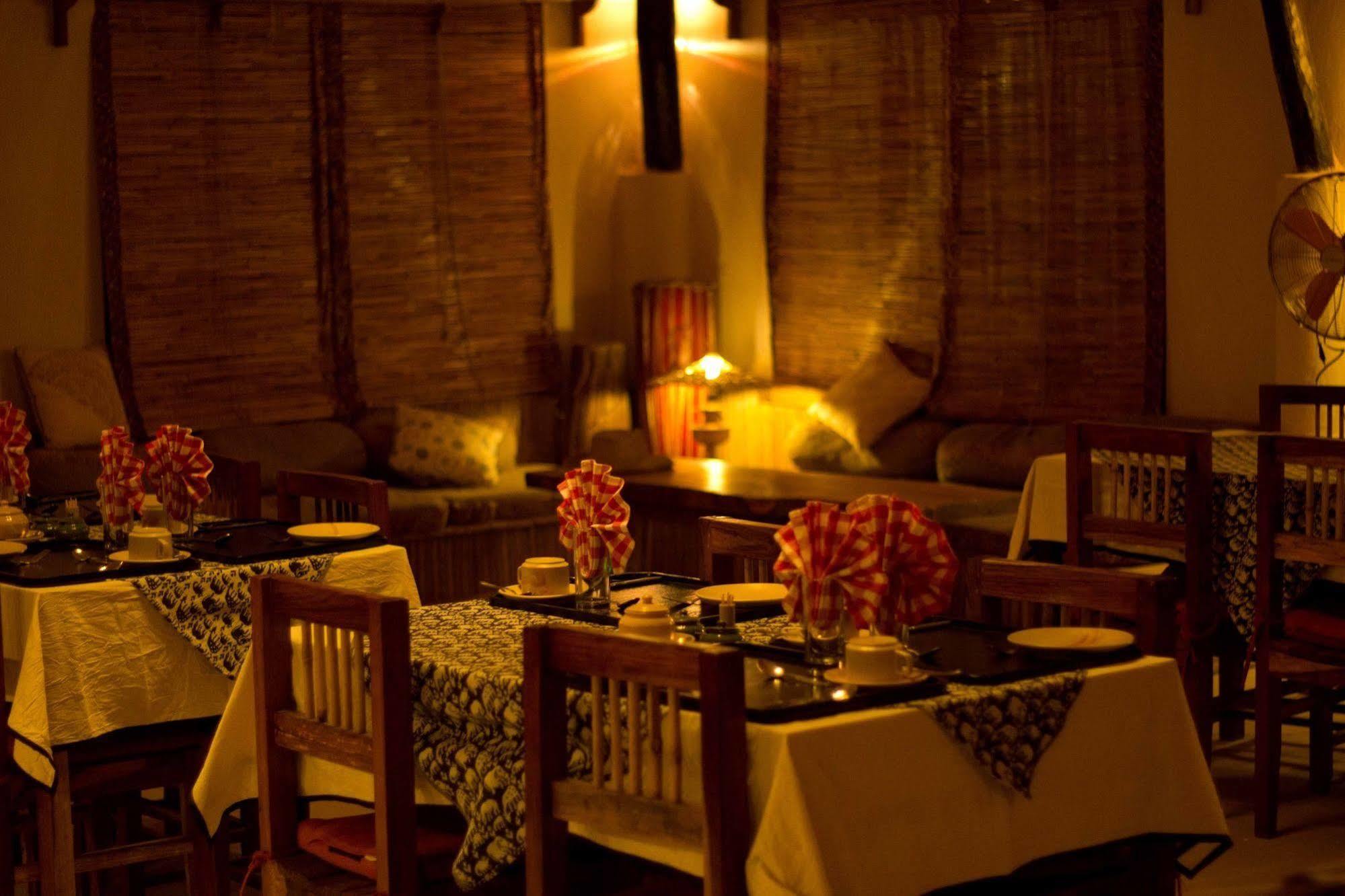 Machan Country Villa Kumarwarti Εξωτερικό φωτογραφία