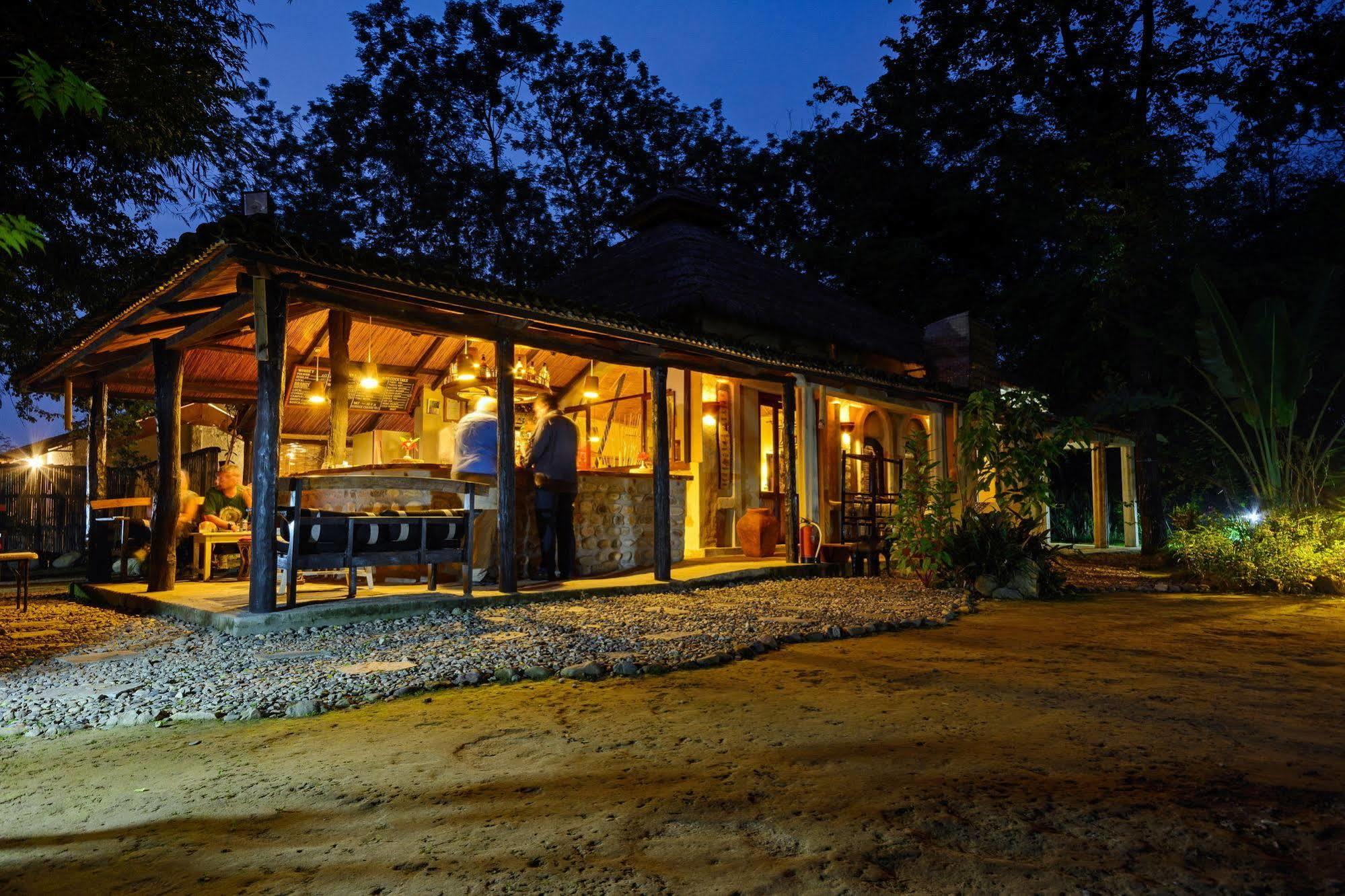 Machan Country Villa Kumarwarti Εξωτερικό φωτογραφία