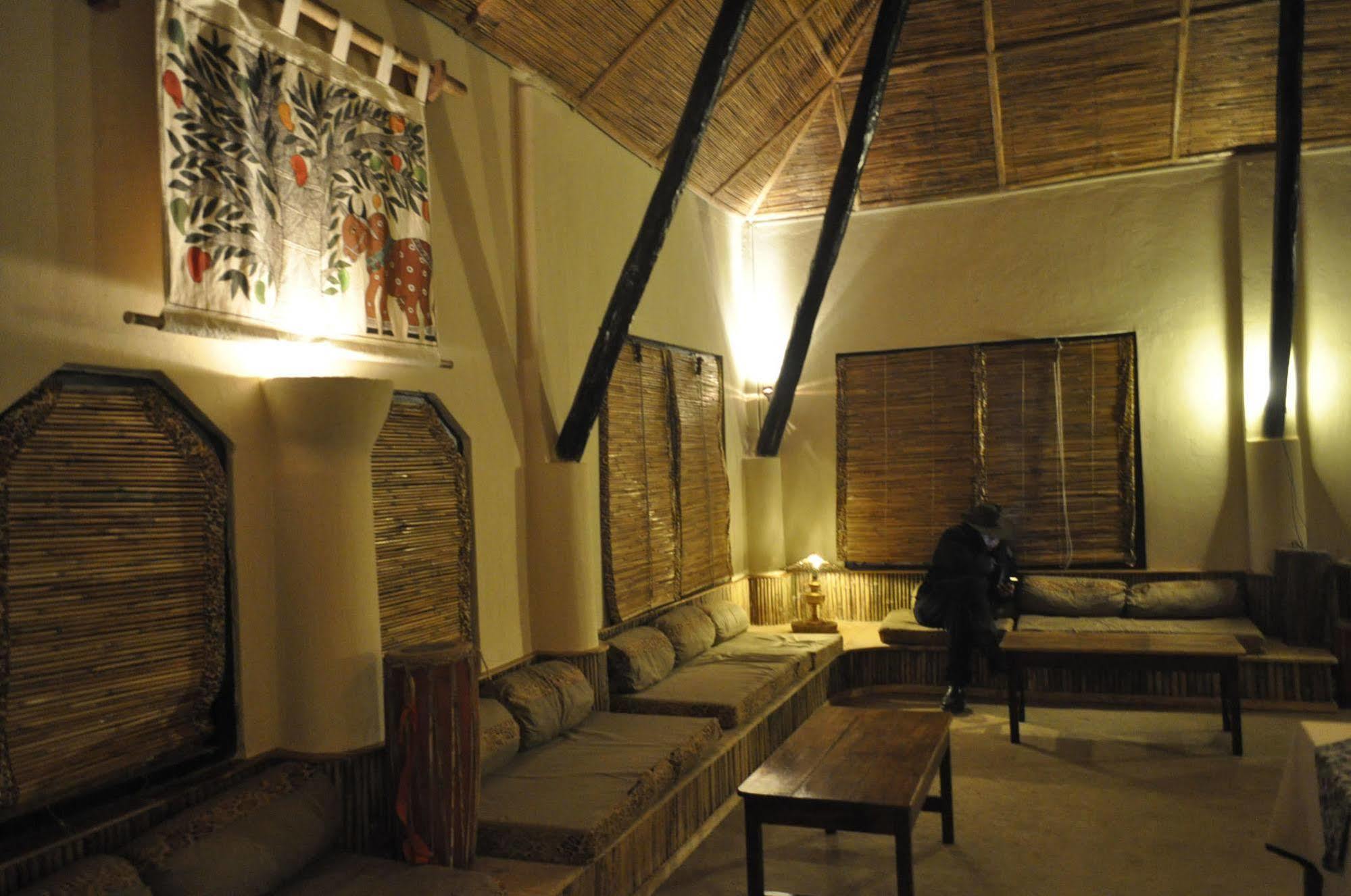 Machan Country Villa Kumarwarti Εξωτερικό φωτογραφία